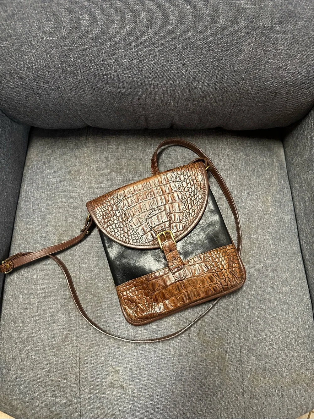 Brahmin Melbourne Croc Pecan & Black Crossbody Bag